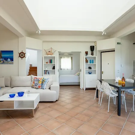 Dk Beachfront Вилла *
